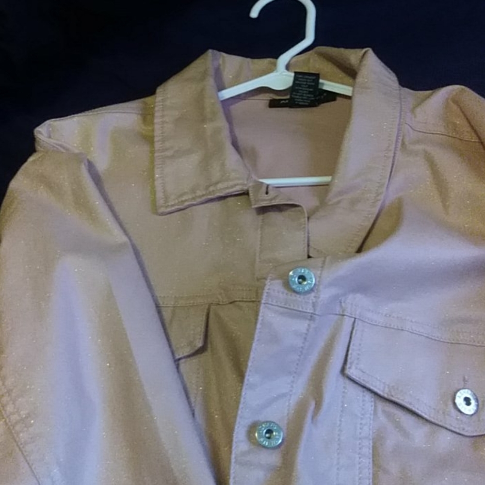 Jacket and pants set